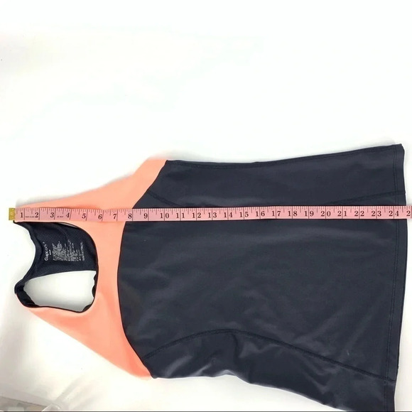 GAP Body Racerback Tank Top with Built-In Bra - Picture 6 of 7